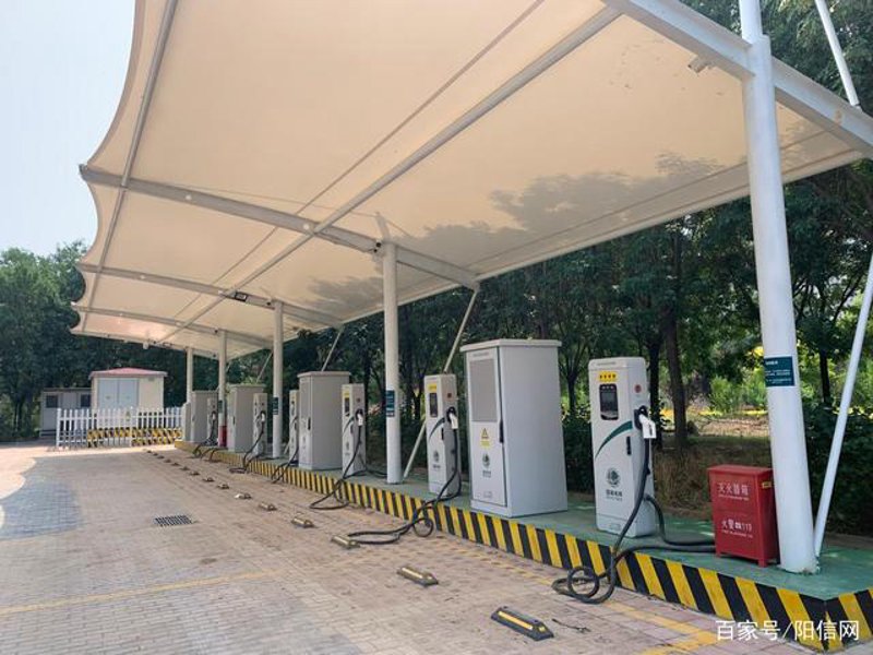 新能源充电站建设